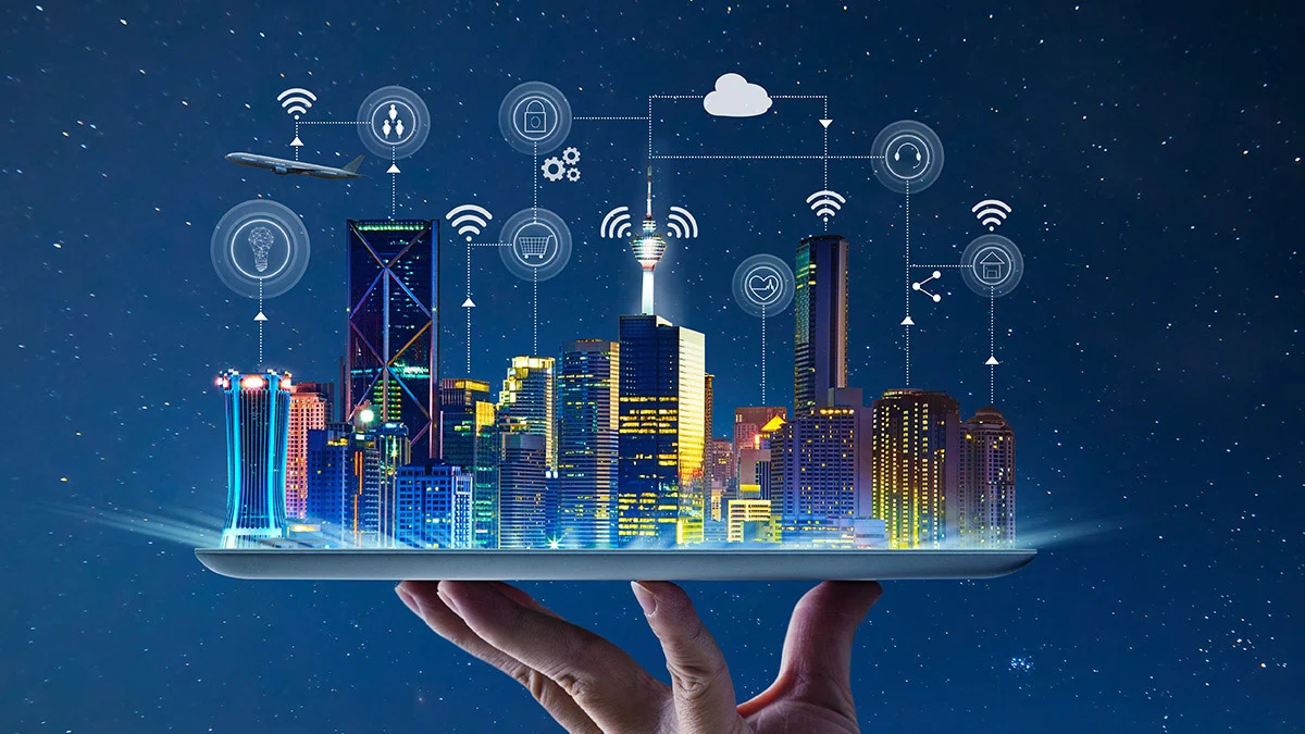 How commercial spaces enhance urban lifestyle in Noida