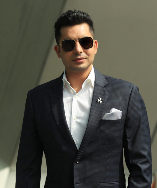 Mr. Rohit Khanna<br/><span> CEO Sales</span>